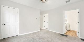 59 Mack Ave NE Gallery 1