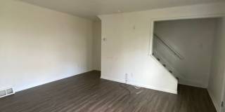 AVAILABLE AUGUST 2026 - 1 Bedroom Home w/ Spacious Living! Gallery 1