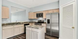 8605 WILLOW LEAF Lane Gallery 7