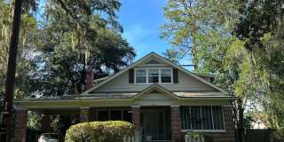 Beautiful downtown quad. 1 and 2 bed units available now. Pets allowed. Gallery 76