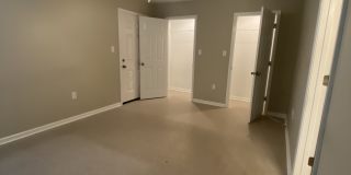 918 Brady Street Gallery 8