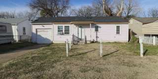 Beautifully Redone 3 Bedroom House! Available for Immediate Move in! Gallery 1