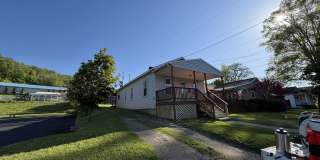 Three Bedroom Affordable Home for Rent in Bradford PA! Gallery 1
