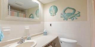 1810 Boulevard Gallery 11