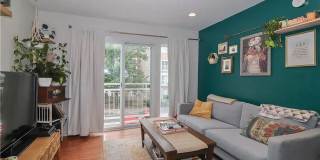 Room in 2 Bedroom Home at Donatello Ave Gallery 9