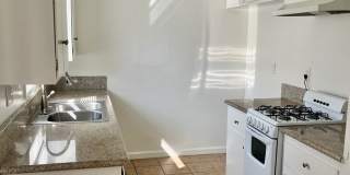 2419 Rockefeller Lane Gallery 1