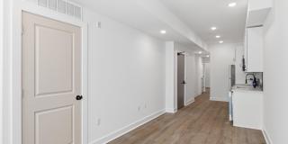 2146 N FRANKLIN Street Gallery 7