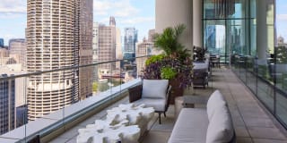 OneEleven Gallery 76