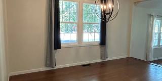 NEW LISTING In Desirable N. Richland Neighborhood; Walking Distance to Columbia River/Walking Path Gallery 8