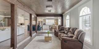 610 E Demanade Drive Gallery 7