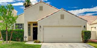 Single Story Home in Northwest Las Vegas with nicely Shaded Real Grass backyard and Community Pool Gallery 1
