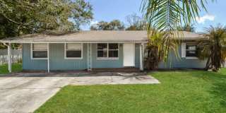 1215 North Nowell Street Gallery 1