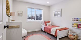 Model 3 Bedroom Town Home Gallery 29