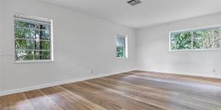 11000 Northeast 9th Avenue Gallery 9