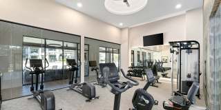 The Fieldston of Fairway - 55+ Apartment Homes Gallery 8