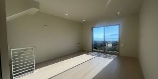 Brand New Three Bedroom Townhouse Gallery 4