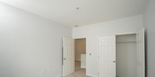 1311 KAREN Boulevard Gallery 6