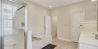 407 East Hull Street Gallery 34