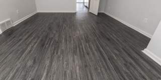 Colonial Apartments Gallery 56