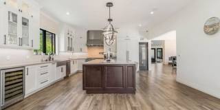 17520 Embassy Dr Gallery 21