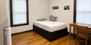 Cat Friend Duplex Home with TWO FREE Parking Spots included in the rent!  Perfect Location near bridge to Cambridge Gallery 7