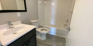 306 W Franklin Gallery 71