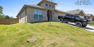 New Beginnings Start At AMRR: 4 bedroom / 2 bath in Apple Crossing! Gallery 1