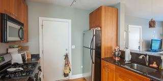 3808 North SHEFFIELD Ave. Apt. Gallery 11