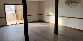 Remodeled 2bed/1.5 Bath Townhouse Gallery 1