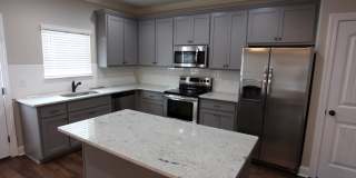 4 Bed/4 Bath Available! Gallery 1