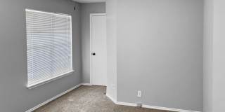 9315 BOWEN DR Gallery 16