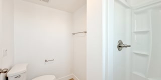 TL 1361 W 35th St - Co-Living TL 1361 W 35th St - Co-Living Gallery 17