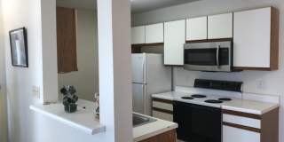 FIRST FLOOR, SURFSIDE BEACH THREE-BEDROOM CONDO, AVAILABLE SOON!! Gallery 4