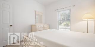 **50% Off First Month's Rent** - Flexible Lease: Seasonal OR Annual Furnished OR Unfurnished Gallery 25