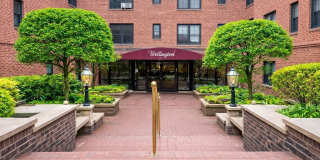 10 Franklin Avenue Gallery 1