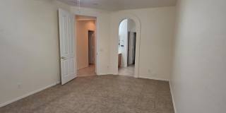 2709 W Redwood Lane Gallery 13