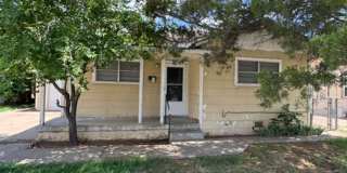 Cute 3 bedroom off in Gables Area! Gallery 1
