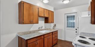 Charming 2BR Apartment in Fresno Gallery 5