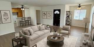 Beautiful 3 Bedroom, 2 Bathroom Granada Hills Home with Detached Garage! Gallery 8