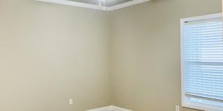 105 Riverwood Avenue Gallery 7