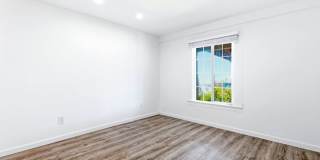 133 Caine Avenue Gallery 16