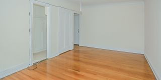 540 West Briar Place Gallery 7