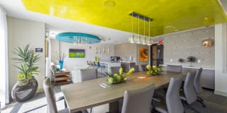 1300 North Post Oak Gallery 6