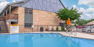 Camelot Apartments Gallery 21