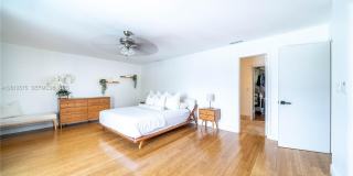 330 SW 133rd Pl Gallery 39
