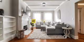 Most Luxurious OFF-CAMPUS CHOICE! near BU campus!  Heat & HW Inc. W/D in Unit Gallery 6