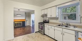Spacious 3 Bedroom, 1.5 Bathroom Home in Southwood with Fenced Yard Gallery 1