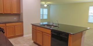 4 Bedroom 2 Bathroom Creekside At Georgetown Village Home Gallery 16