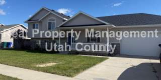 Lehi Home Plenty of parking Gallery 1