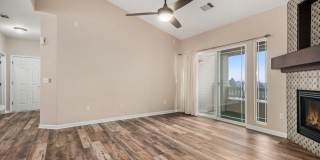 Updated 2 Bed 2 Bath Condo with One Car Garage in Littleton! Gallery 5